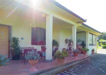 Villa in Vendita a Vetralla (VT)