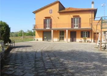 VETRALLA - LOC. MAZZACOTTO -VILLINO   CON TERRENO